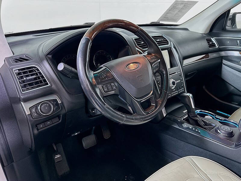 2016 Ford Explorer Platinum