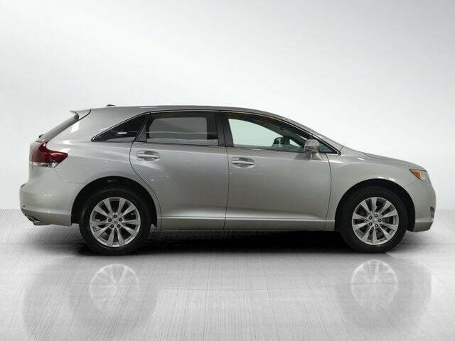 2014 Toyota Venza LE