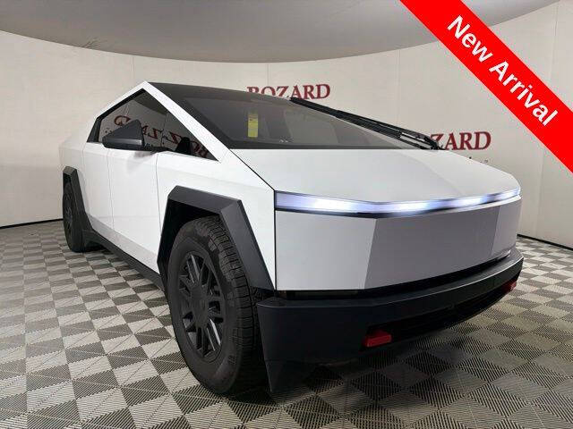 2025 Tesla Cybertruck
