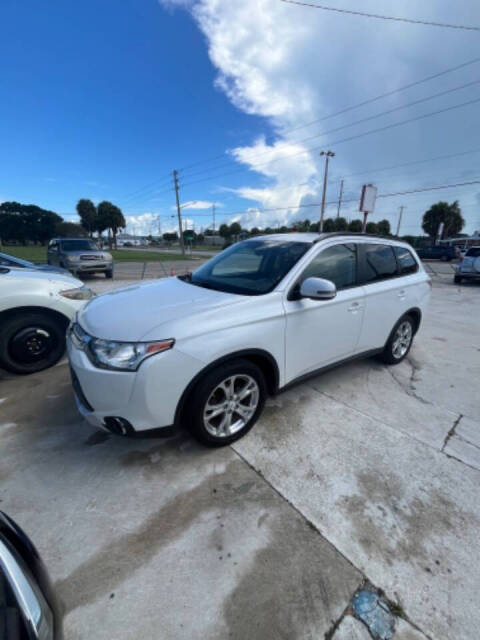 2015 Mitsubishi Outlander for sale at Rolin Auto Sales, Inc. in Fort Pierce, FL