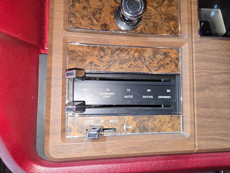 1976 Lincoln Mark IV