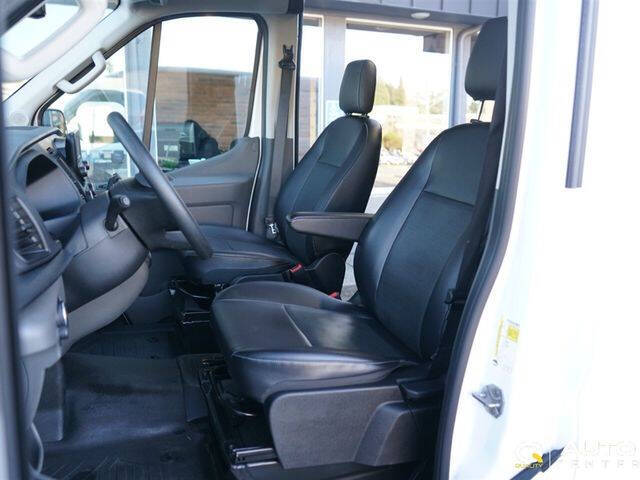 2024 Ford Transit 250