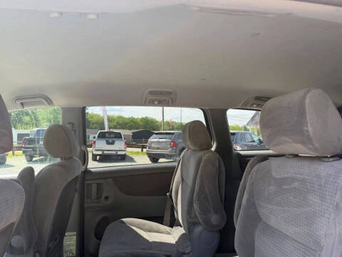 2006 Toyota Sienna LE 7 Passenger