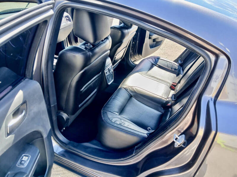 2020 Dodge Charger SXT