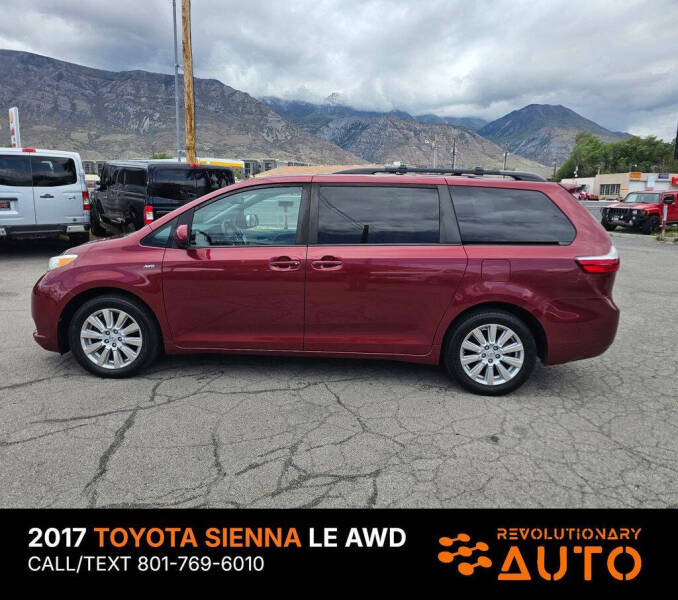 2017 Toyota Sienna LE 7-Passenger