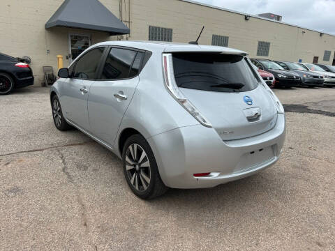 2015 Nissan LEAF S