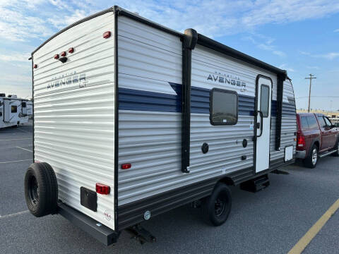 2022 Forest River Prime Time Avenger LT 16FQ