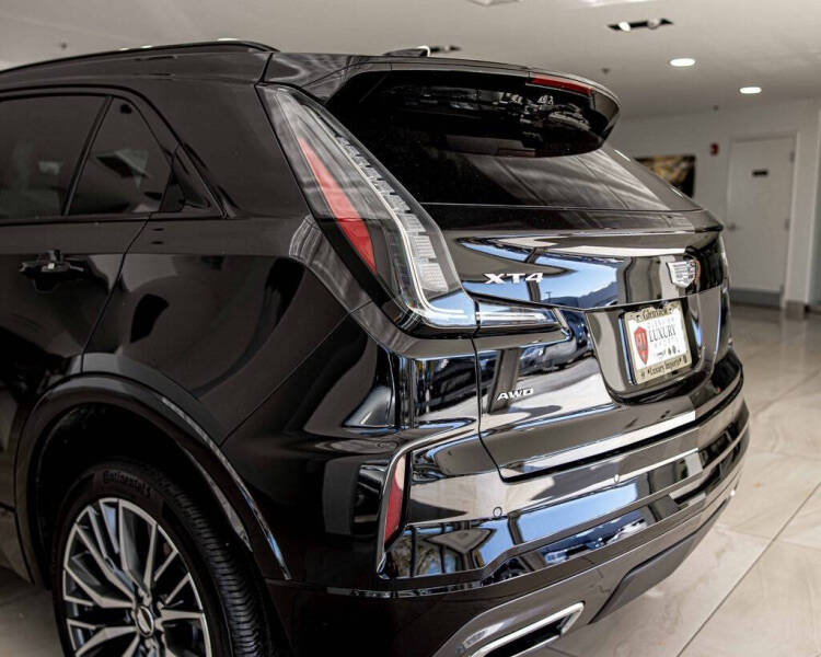 2024 Cadillac XT4 Sport