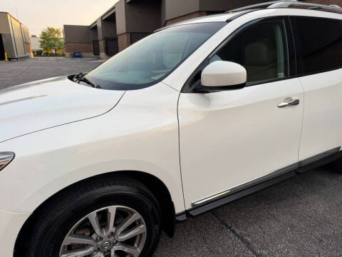 2014 Nissan Pathfinder SL