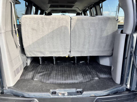 2017 Chevrolet Express LS 2500