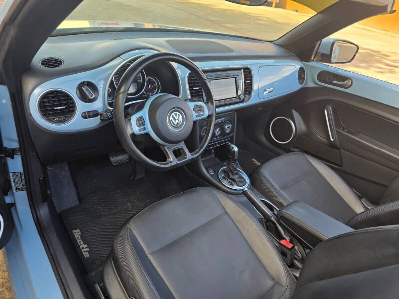 2013 Volkswagen Beetle Convertible 2.5L PZEV