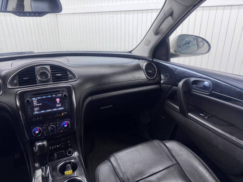 2017 Buick Enclave Leather