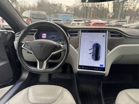 2015 Tesla Model S 85D