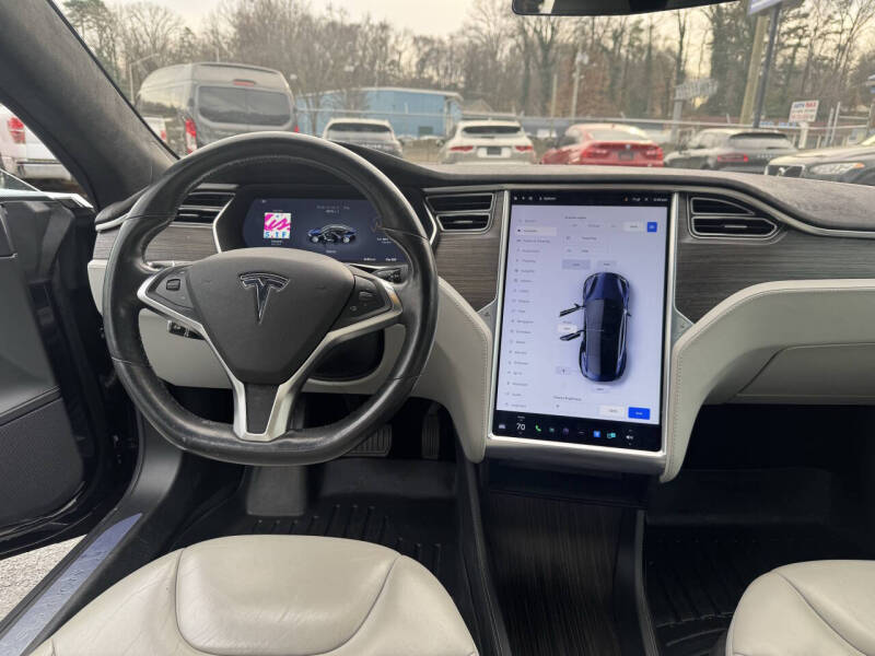 2015 Tesla Model S 85D