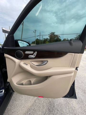 2021 Mercedes-Benz GLC GLC 300