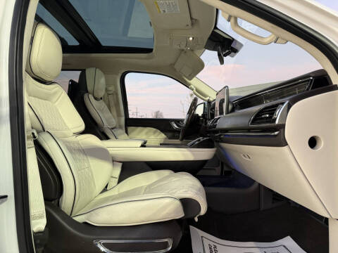 2019 Lincoln Navigator L Black Label