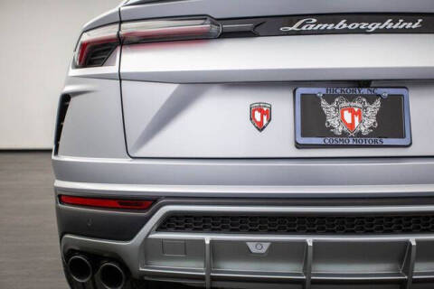 2022 Lamborghini Urus