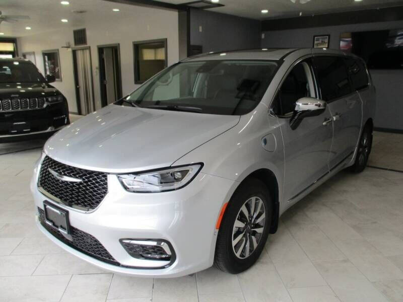 2023 Chrysler Pacifica Plug-In Hybrid Limited