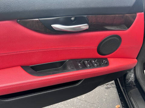 2011 BMW Z4 sDrive30i