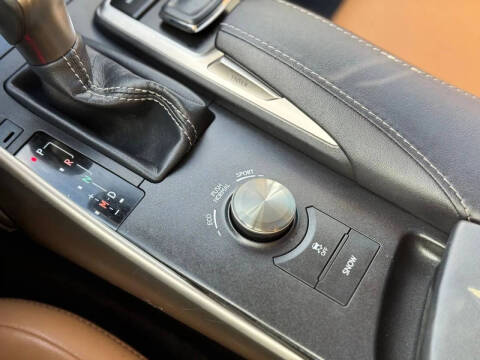 2017 Lexus IS 300