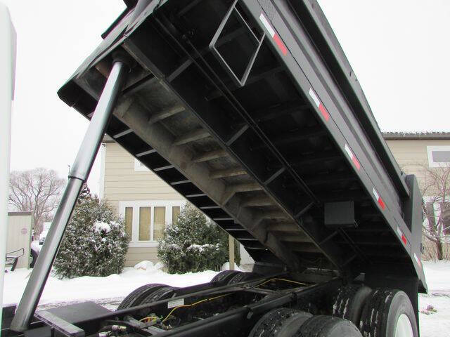 2009 International WorkStar 7400