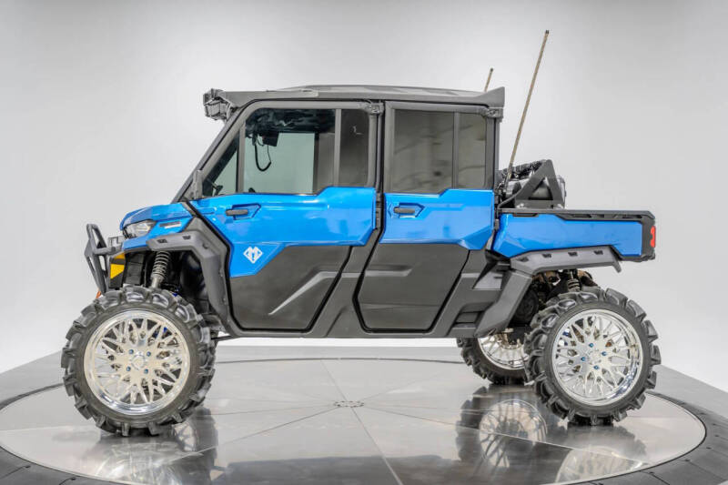 2023 Can-Am Defender MAX Limited HD10