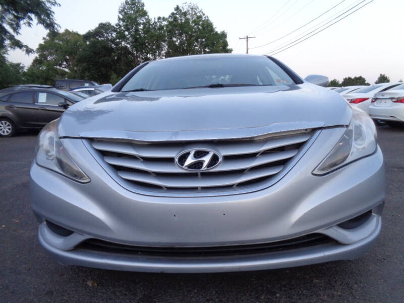 2011 Hyundai Sonata GLS photo 4