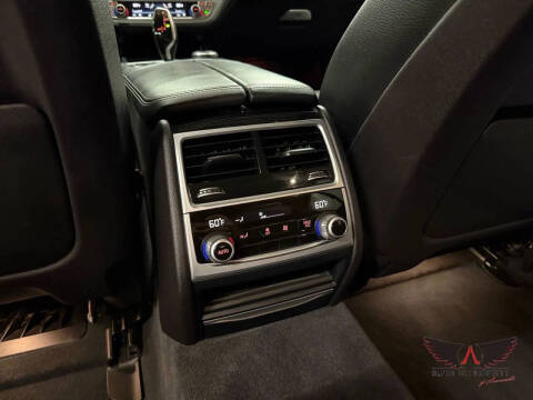 2018 BMW 7 Series 740i