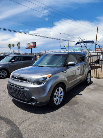 2015 Kia Soul +