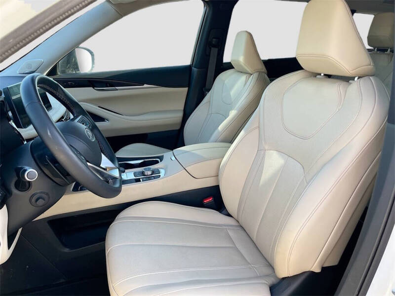 2025 Infiniti QX60 Sensory