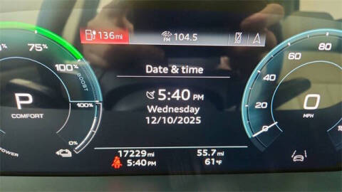 2022 Audi e-tron quattro Premium