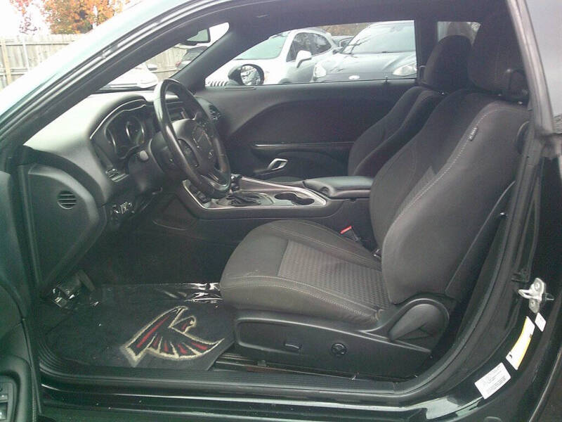 2016 Dodge Challenger SXT