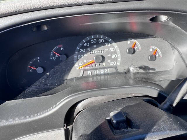 2002 Ford E-Series E-250