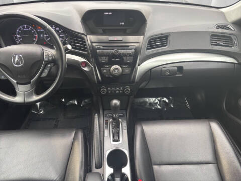 2017 Acura ILX w/AcuraWatch
