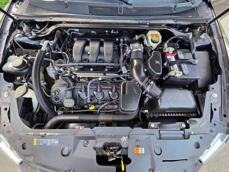 2015 Ford Taurus SEL