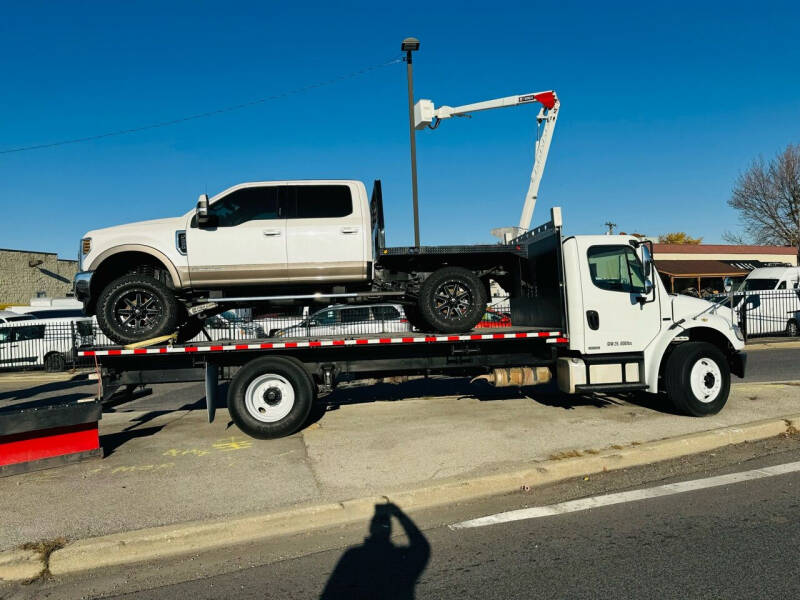 2008 Freightliner M2 106