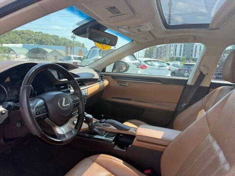 2017 Lexus ES 350