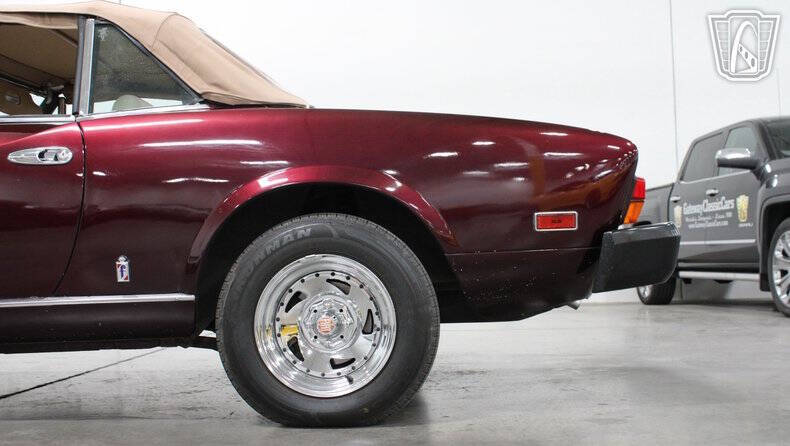 1982 FIAT 2000 Spider