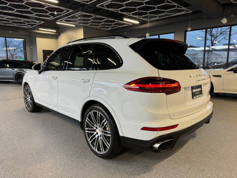 2016 Porsche Cayenne Turbo
