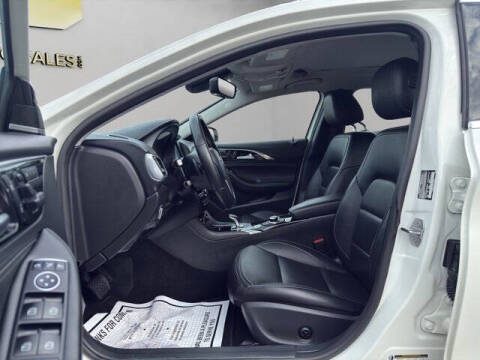 2019 Infiniti QX30 Essential