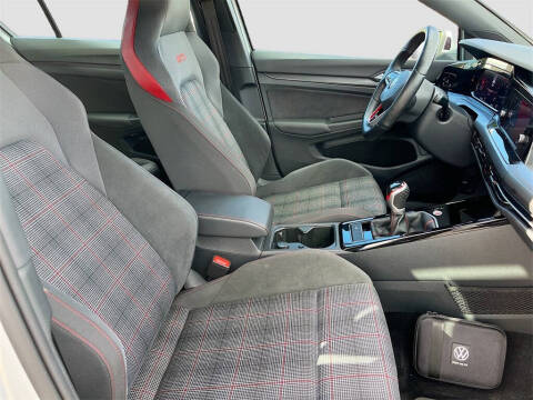 2023 Volkswagen Golf GTI S