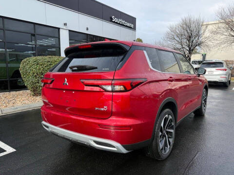 2025 Mitsubishi Outlander PHEV SE