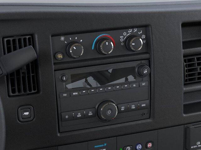 2025 Chevrolet Express 2500