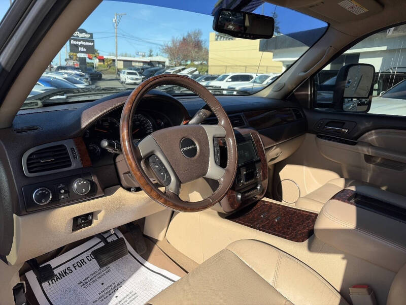 2014 GMC Sierra 2500HD Denali