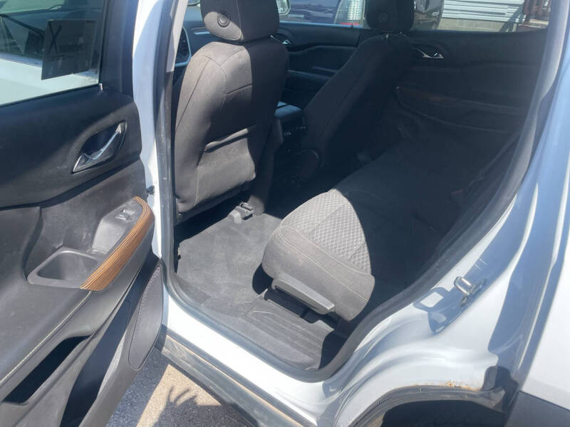 2018 GMC Acadia SLE-1