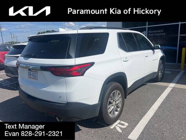 2023 Chevrolet Traverse LT Cloth