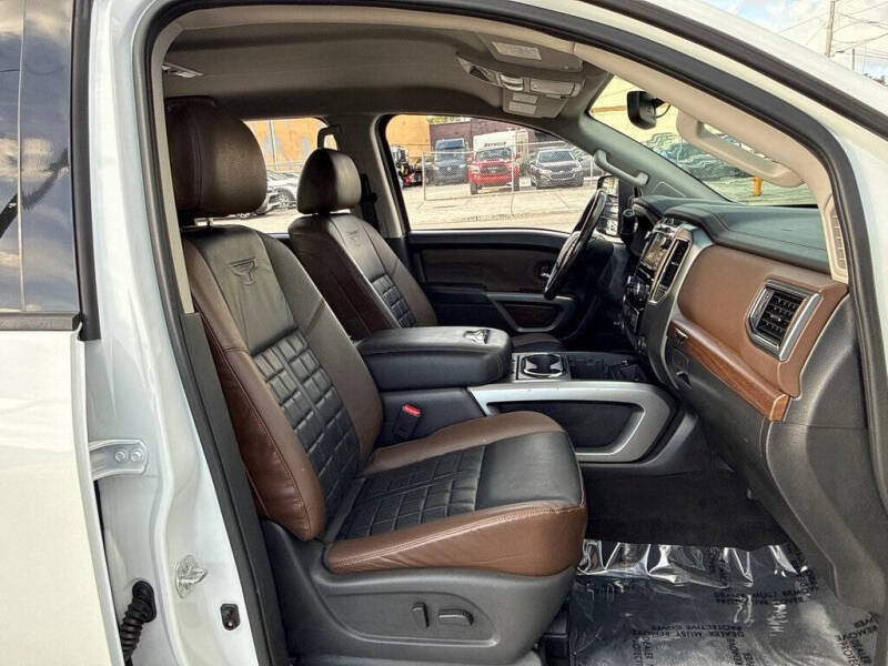 2019 Nissan Titan XD Platinum Reserve