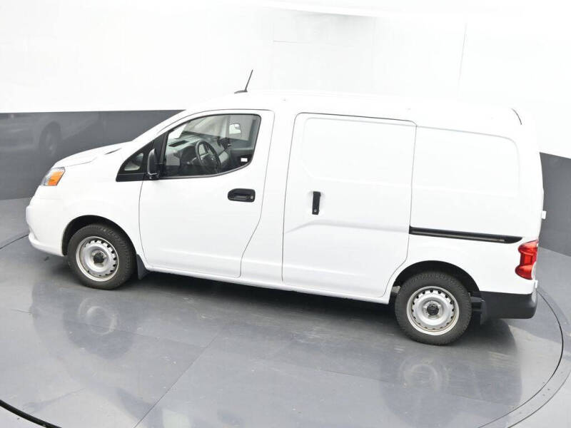 2021 Nissan NV200 S
