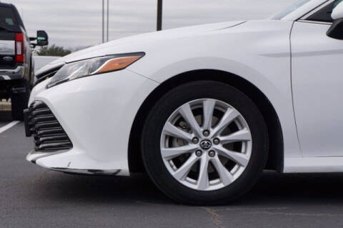 2019 Toyota Camry LE