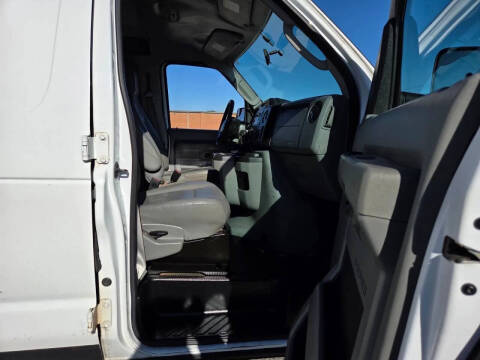 2011 Ford E-Series E-150
